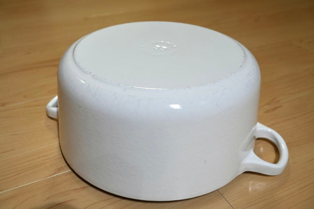 LE CREUSET 両手鍋 22 ホワイト