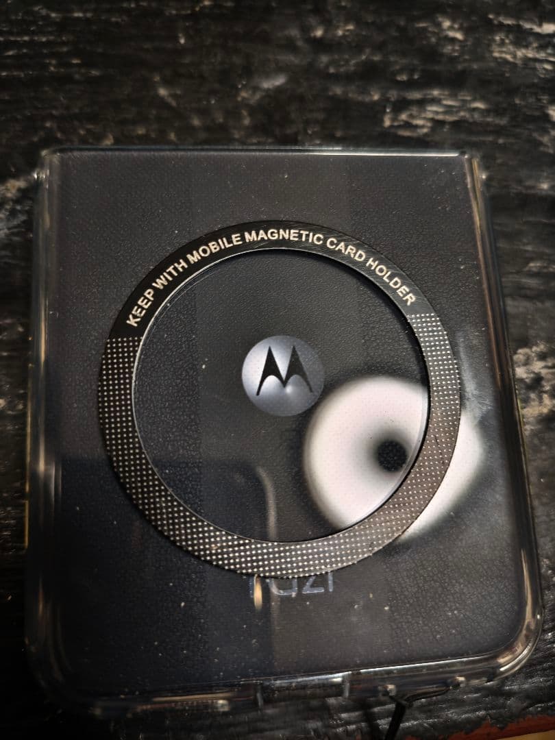 モトローラ レイザー50ultra 日本版