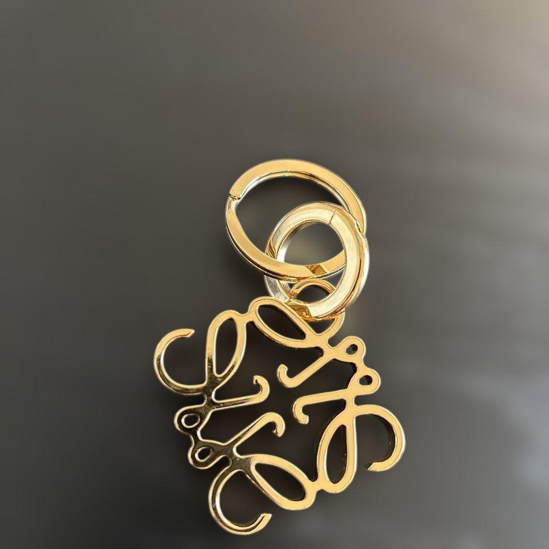 ロエベ❗️キーホルダー　美品❗️ゴールド　アナグラム