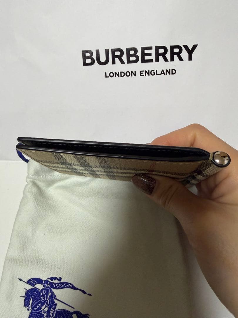 美品BURBERRY レザー マネークリップ ベージュ