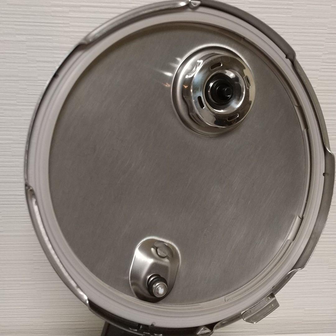 フィスラー圧力鍋 プレミアム 4.5 L 付属品あり