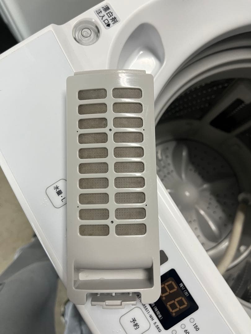 Hisense 洗濯機 5.5 kg AT-WM5511-WH 2022年製　T