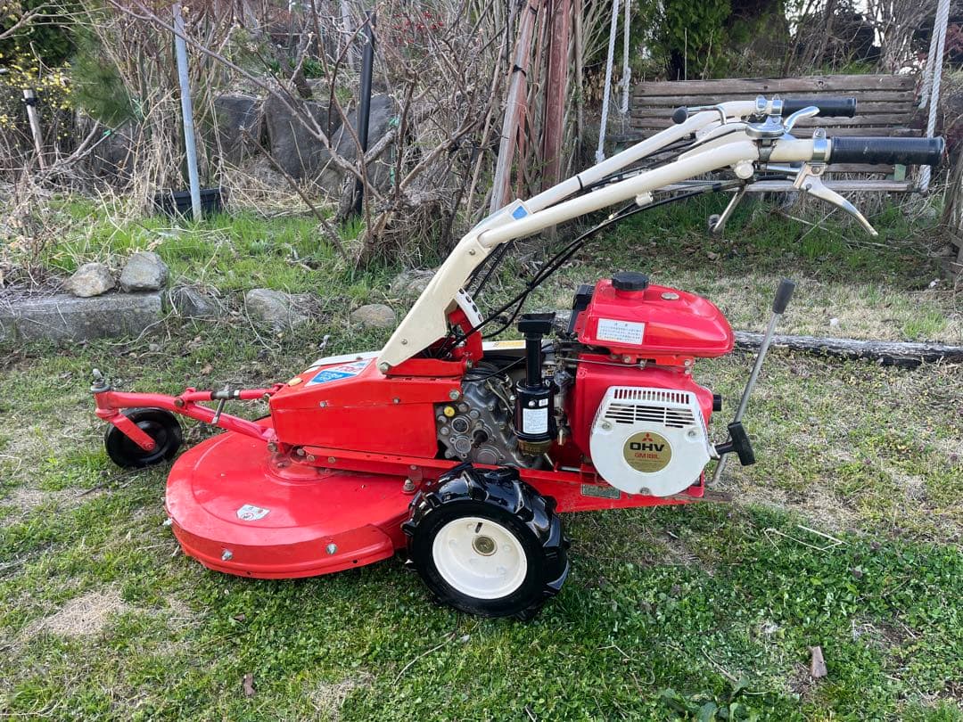 オーレックロータリーモア　自走式草刈機　AM61B 長野県東御市発
