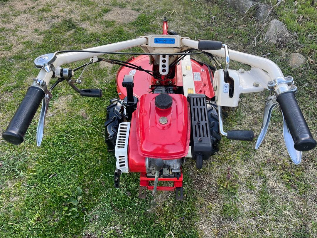 オーレックロータリーモア　自走式草刈機　AM61B 長野県東御市発