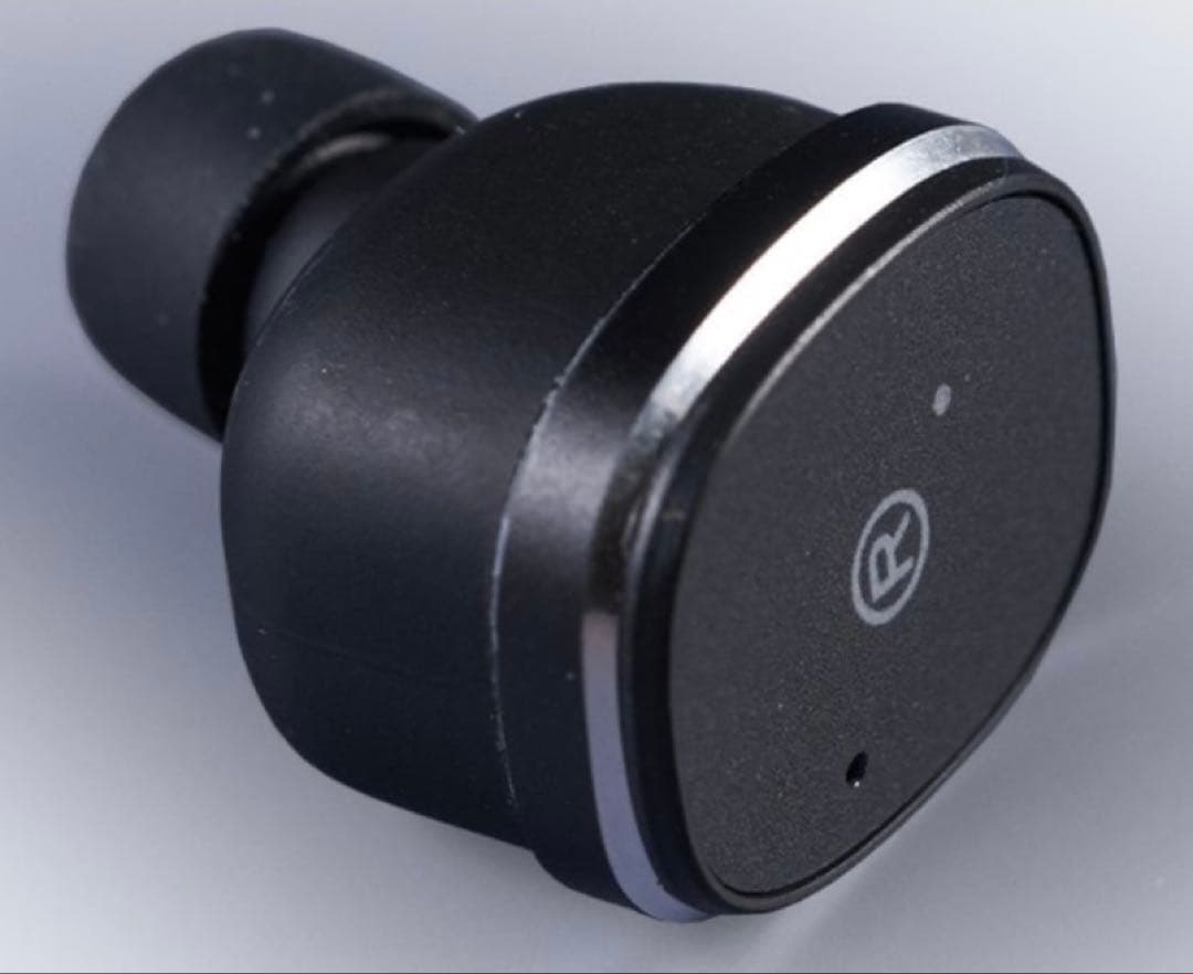 保証付　新品　アスタイル イヤホン型翻訳機 TWOBOW MW-00041