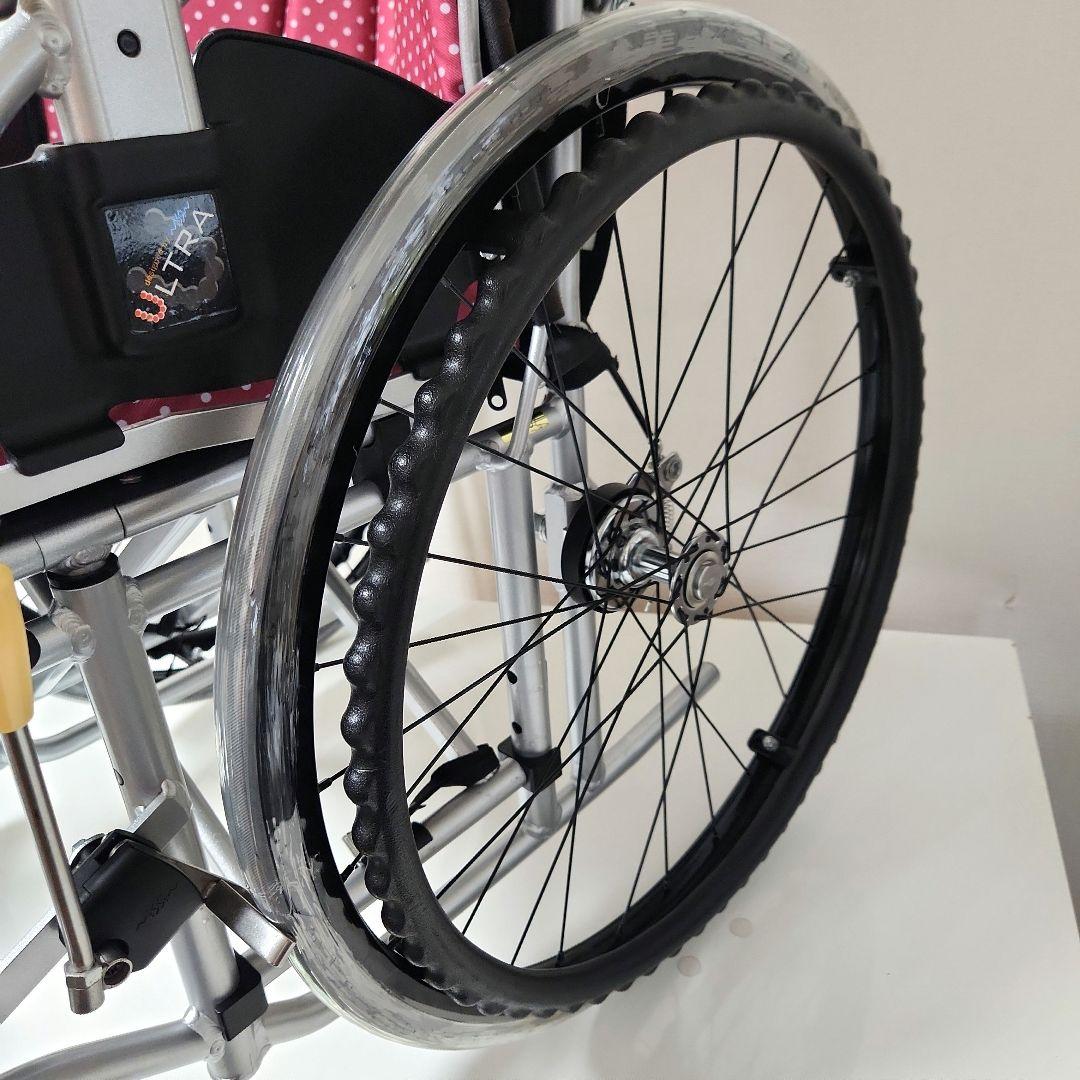 日進医療器　自走用　多機能　軽量　ノーパンクタイヤ　車椅子　NA-U7