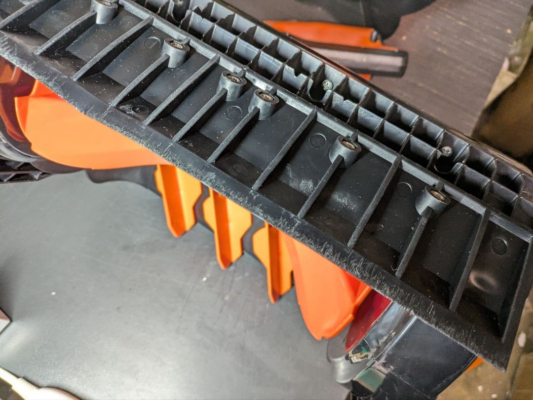 使用品 電動除雪機 専用バッテリー2個+専用充電器付き 除雪機 折りたたみ式