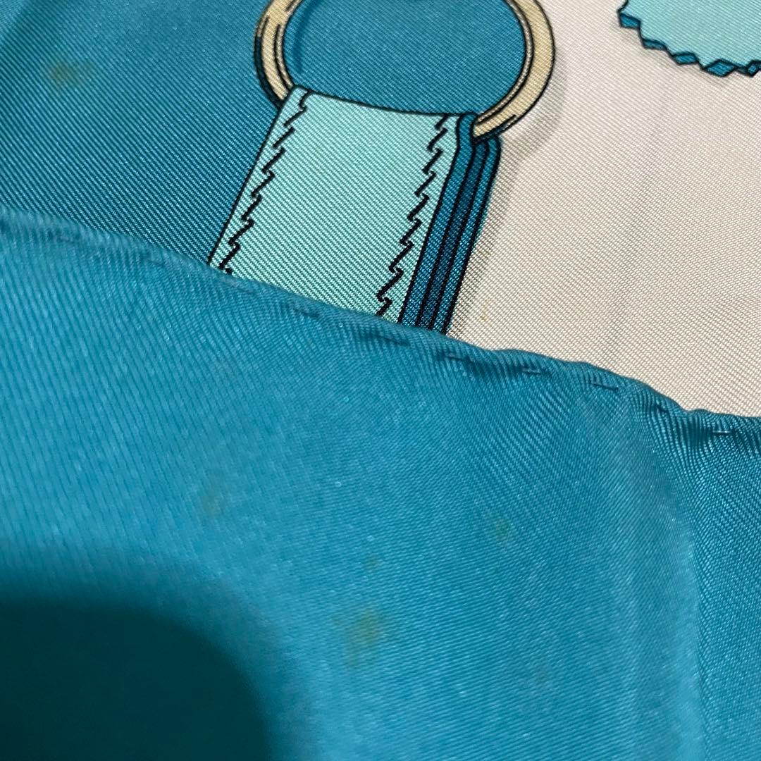 【人気動物柄】HERMÈS シルクスカーフ Cuiveries