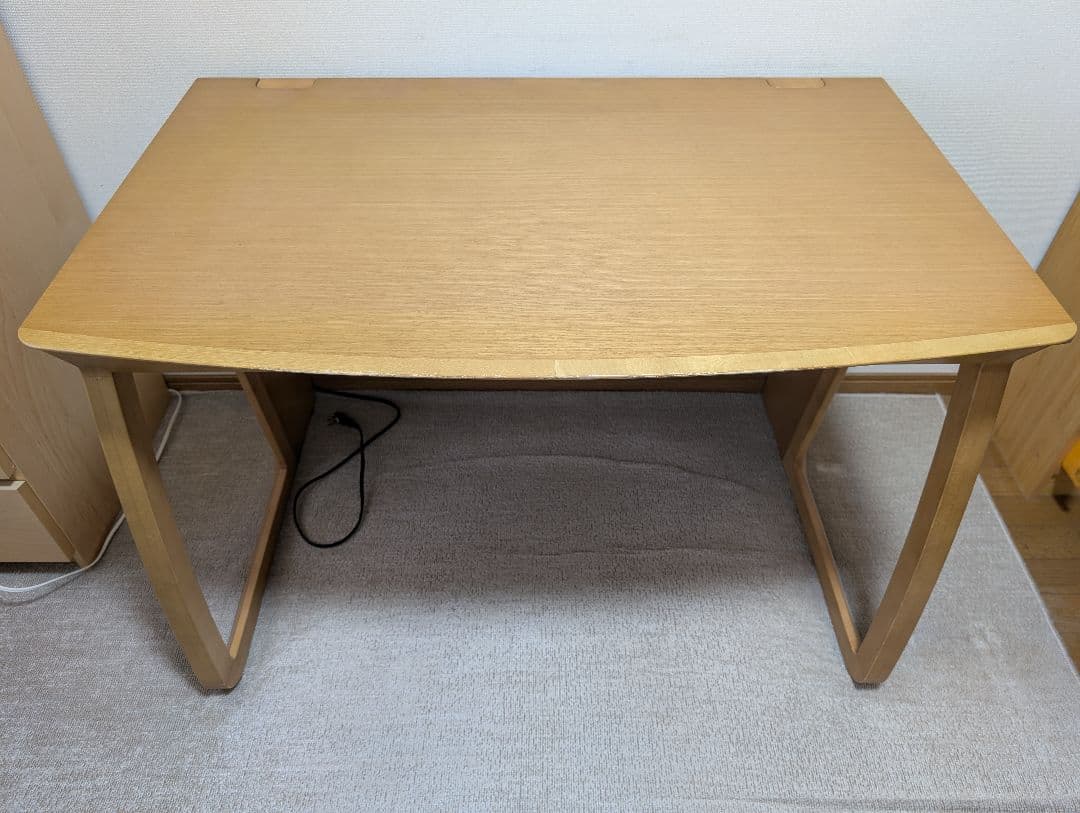 【良品】カリモク家具　学習デスク　110cm　定価100,000円