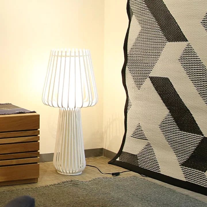 アットイースト　フロアスタンド