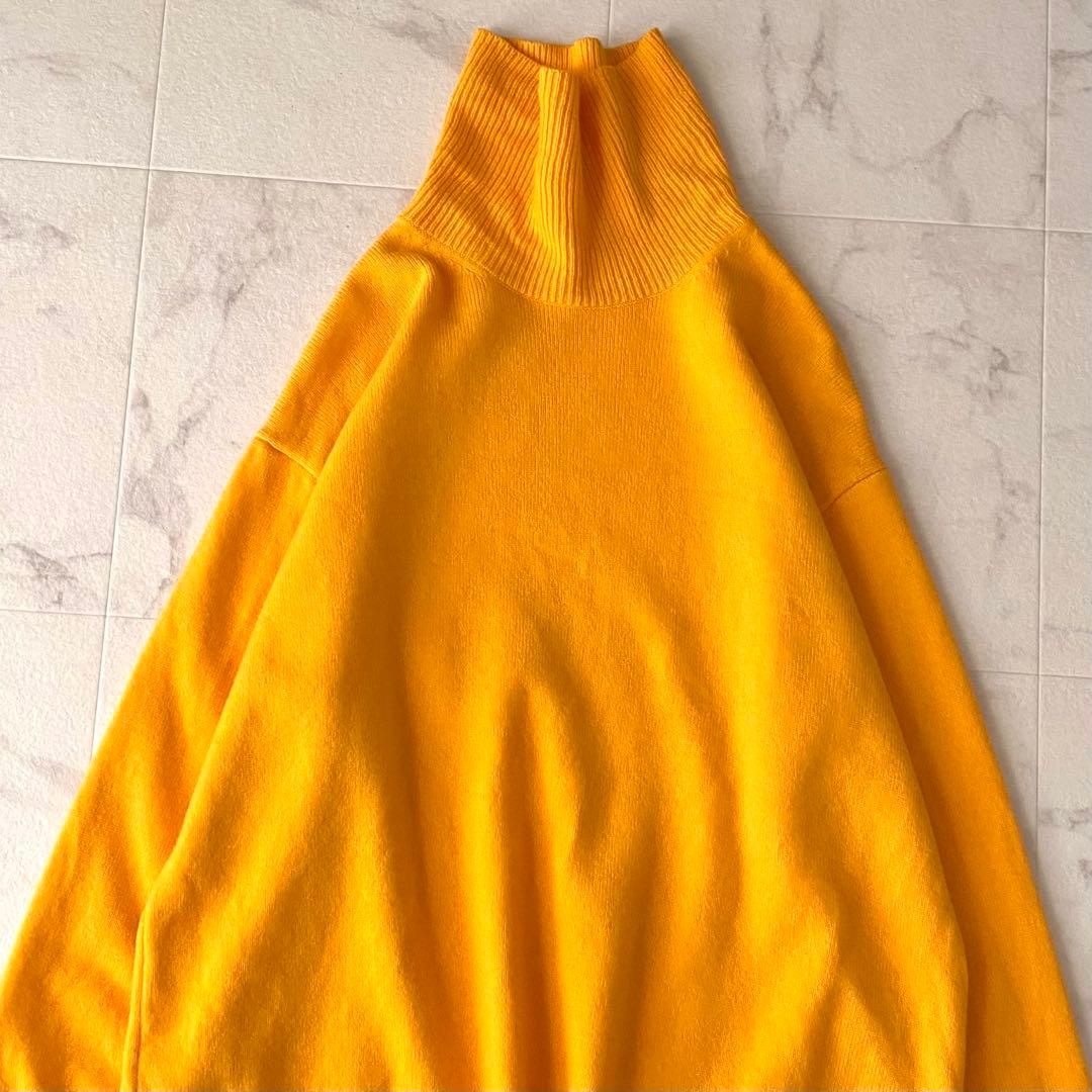 美品☆ギャルリーヴィー ファインウールライト タートルネックニット