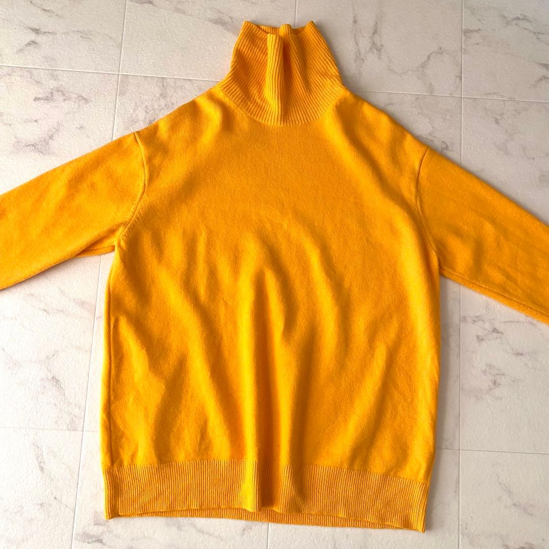 美品☆ギャルリーヴィー ファインウールライト タートルネックニット