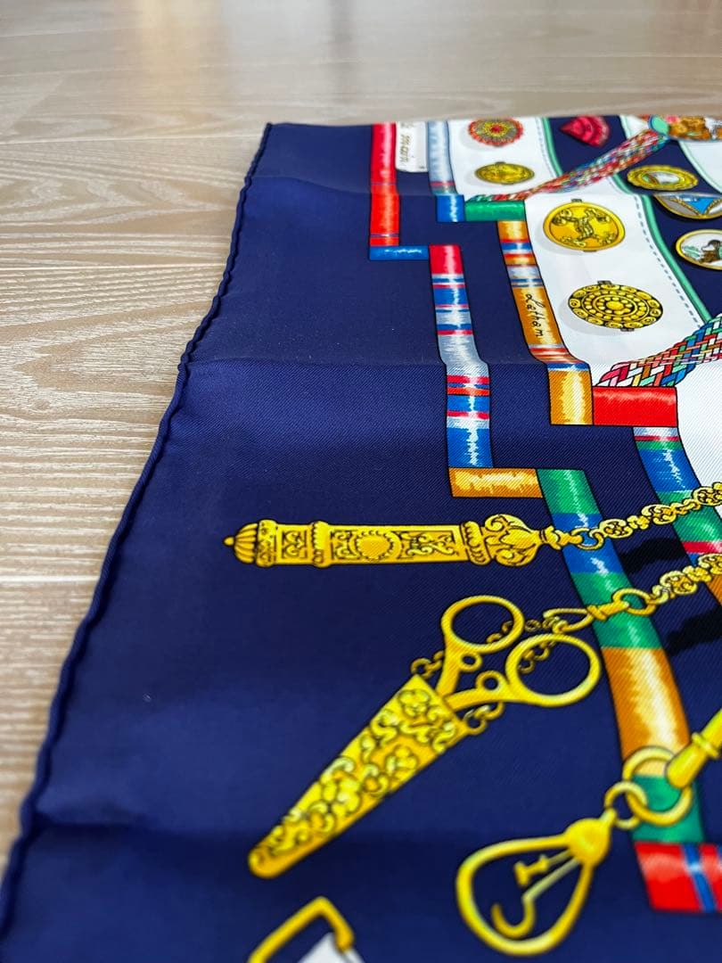 未使用品☆HERMES Pelile main カレ90 エルメス スカーフ