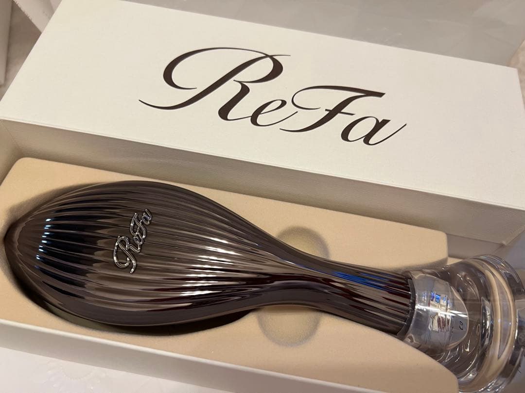新モデルReFa AILE BRUSH RAY リファ エールブラシレイ