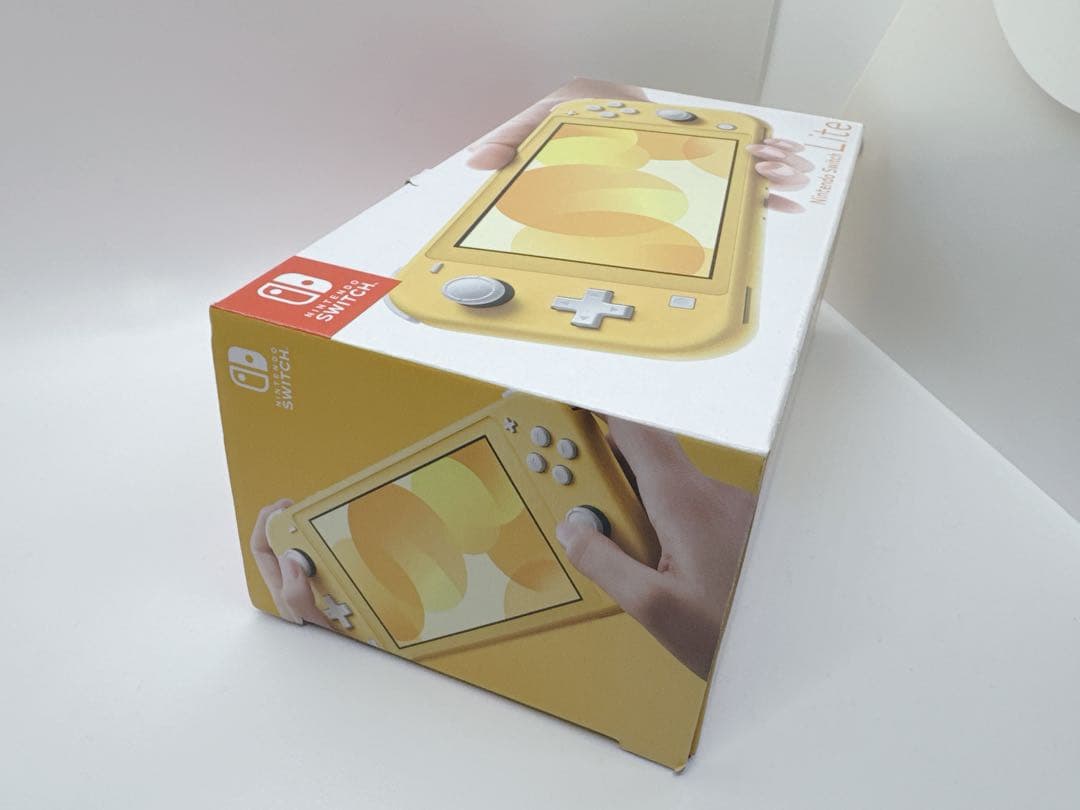★未使用品★極美品Nintendo Switch Light【2025年製造】