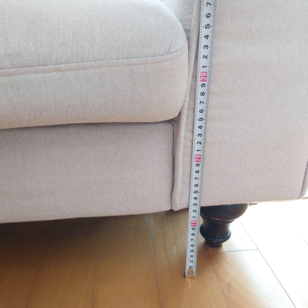 送料込☆中古ソファ・ライトグレー ボタンタッセルデザイン ソファ