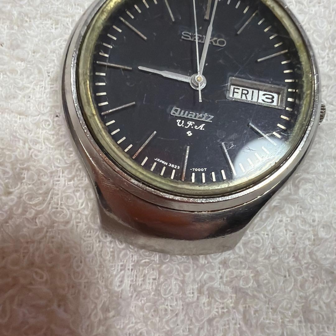 SEIKO Quartz 腕時計 FRIDAY 日付表示