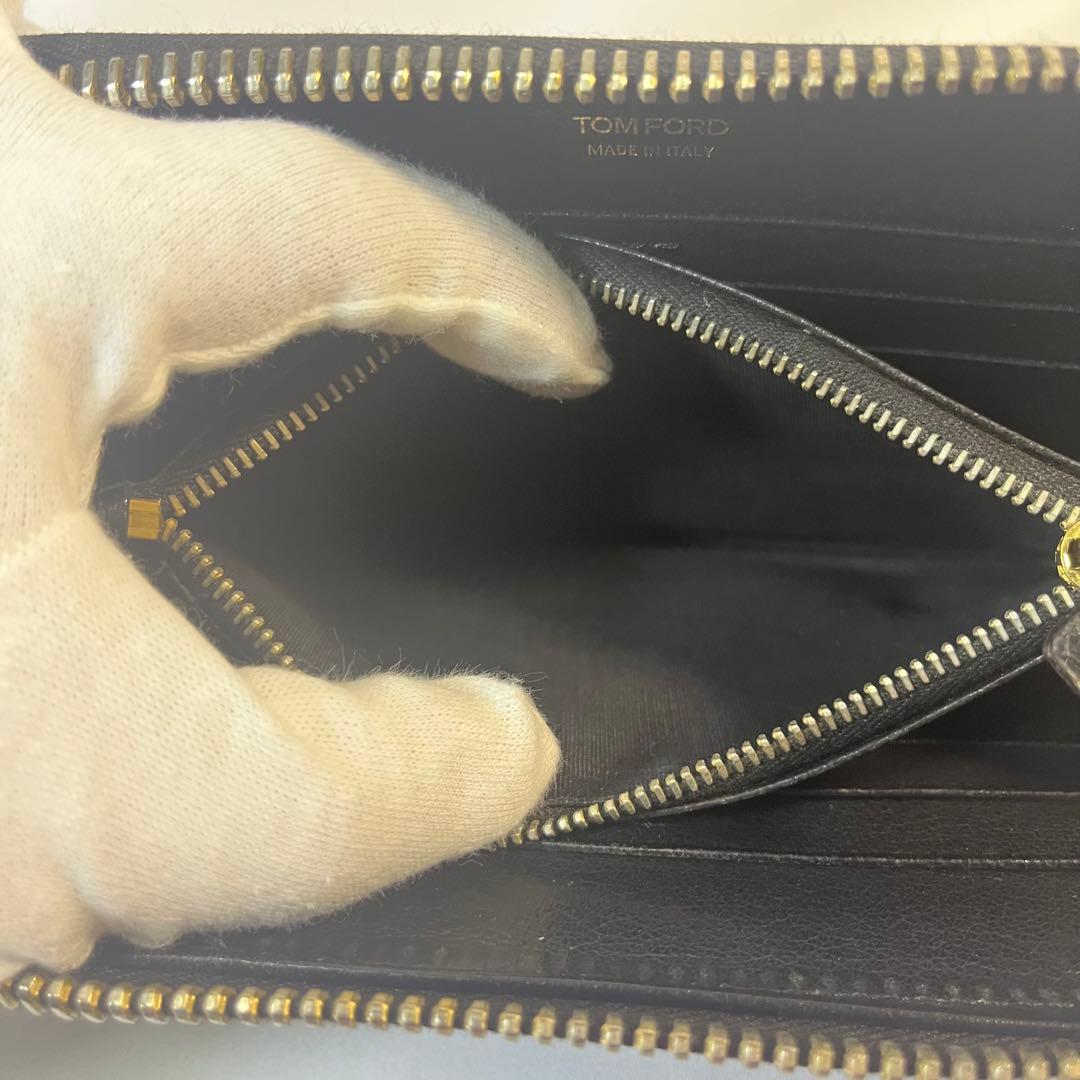 TOM FORD ラウンドファスナー　長財布　TFロゴ　ゴールド金具