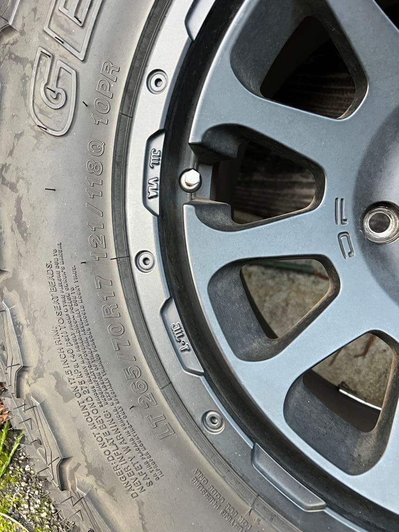 デルタフォースオーバルdeltaforceタイヤホイールセット