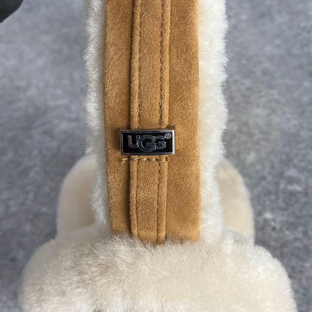新品 UGG アグ シープスキン イヤーマフ ヘッドフォン イヤホン 有線