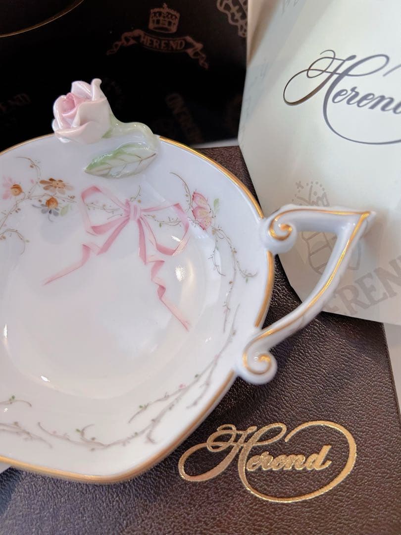 ヘレンド　新品未使用　リボンローズドラジェ　ティーポット型ミニトレー