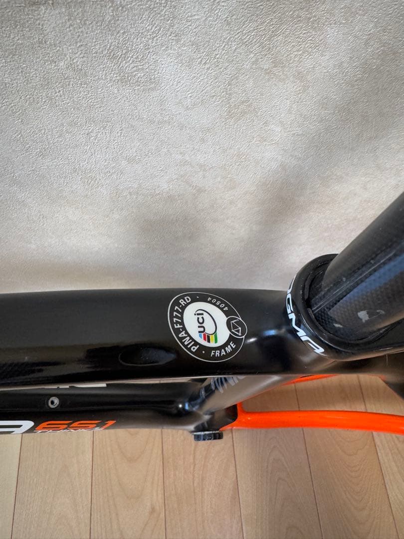 PINARELLO DOGMA 65.1フレーム ブラック/オレンジ