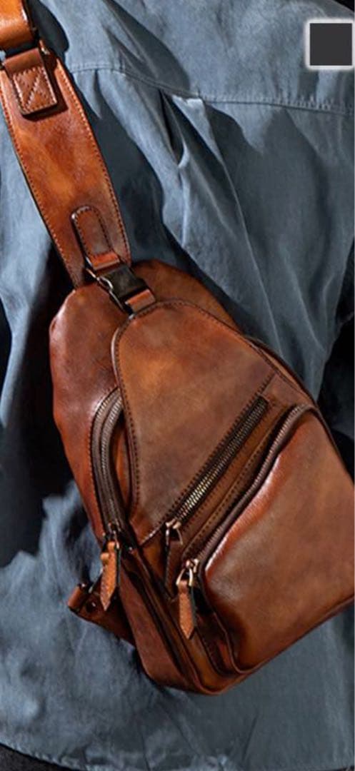 ボディバッグ メンズ 縦型レザーボディバッグ