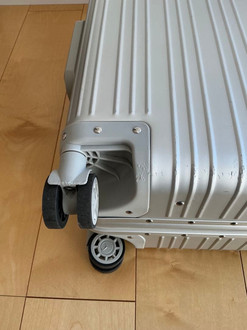 メルセデスベンツ　キャリーケース　スーツケース