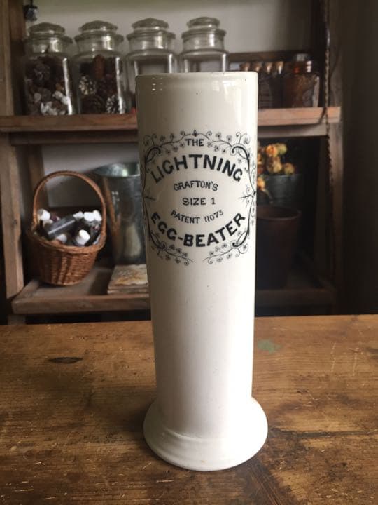 レア イギリスアンティーク EGG BEATER