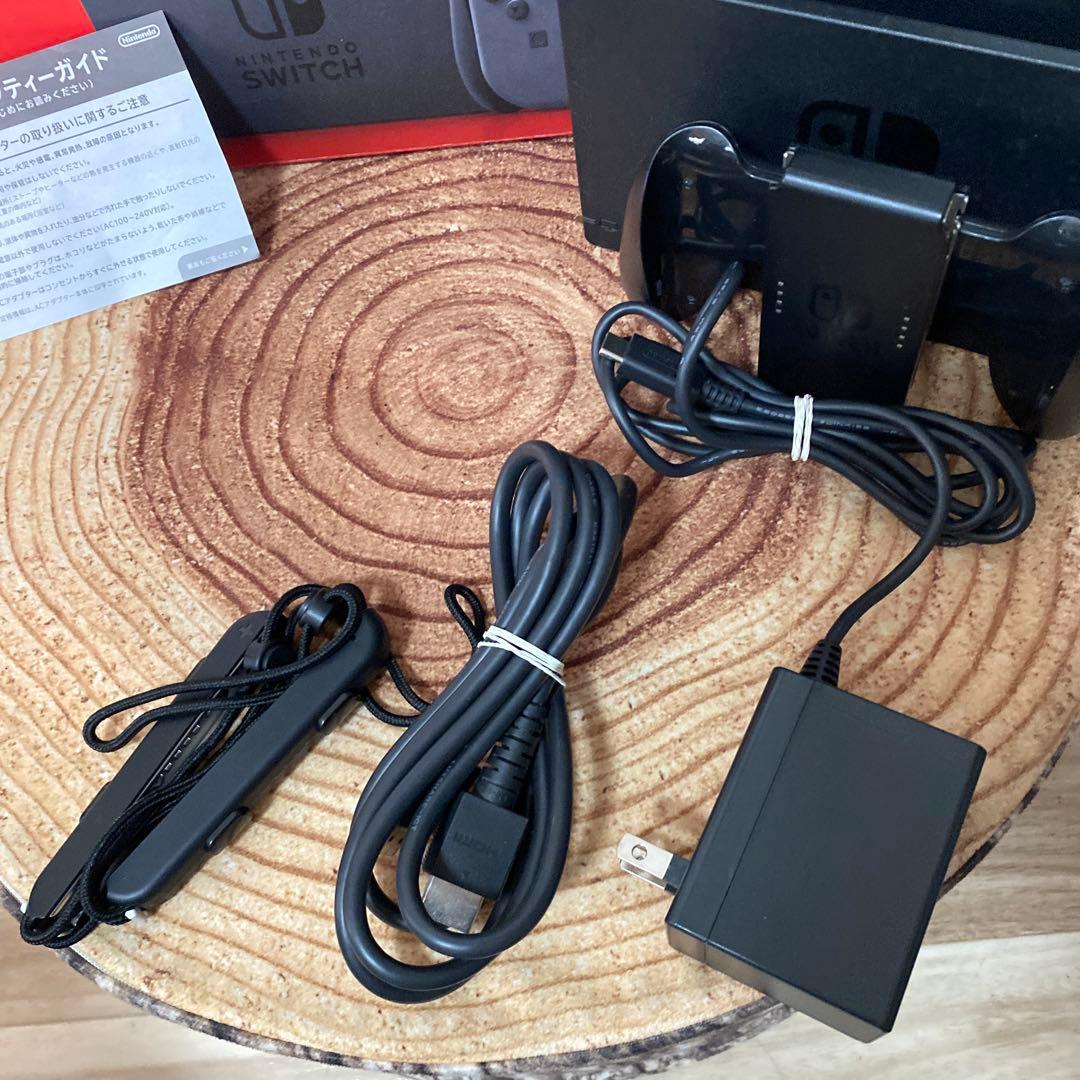 Nintendo Switch ニンテンドースイッチ本体　グレー ②