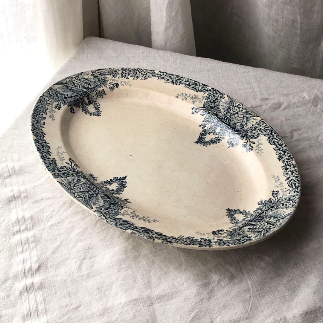 愛らしいオーバルプレート　フランスアンティーク　サンタマン　幸せの使者