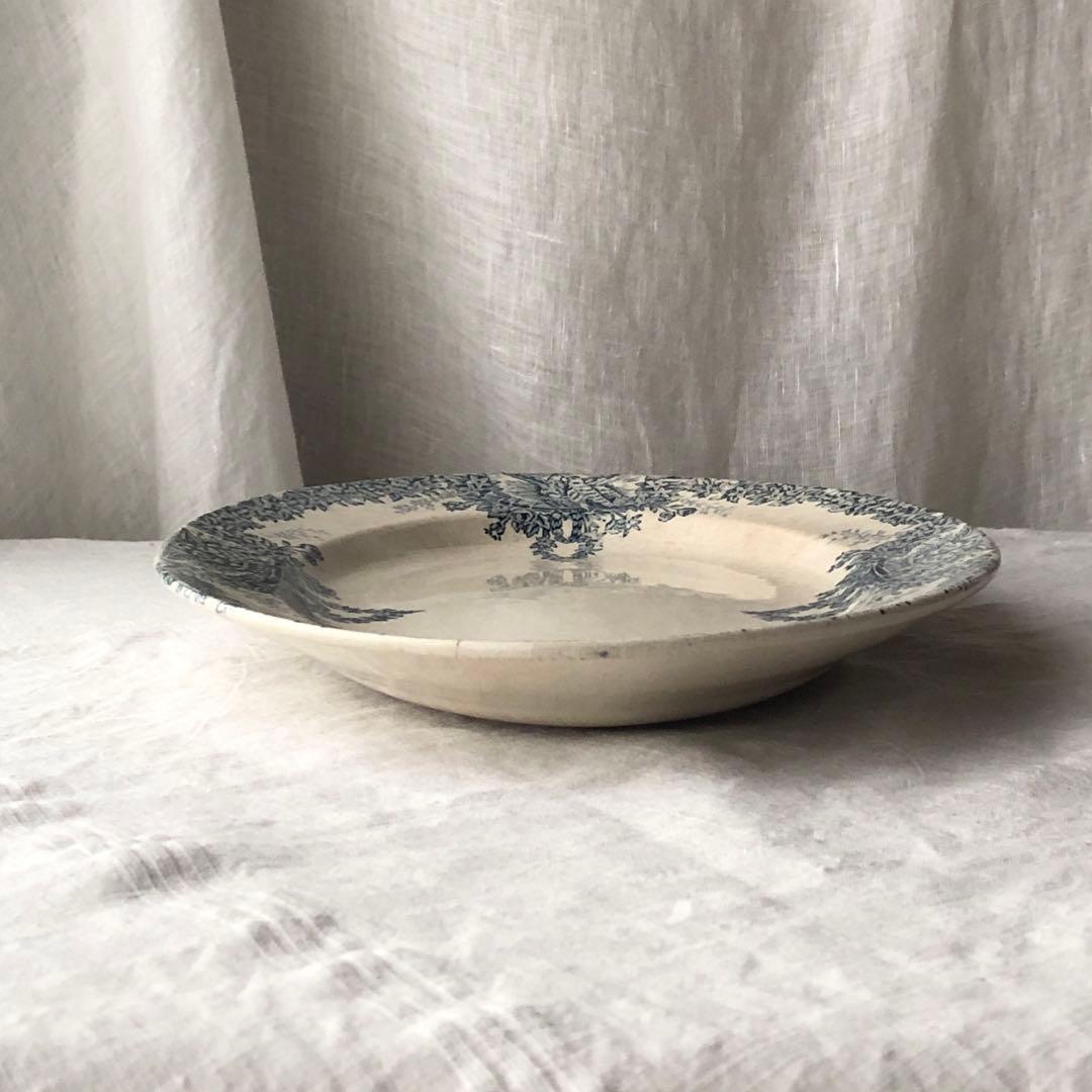 愛らしいオーバルプレート　フランスアンティーク　サンタマン　幸せの使者