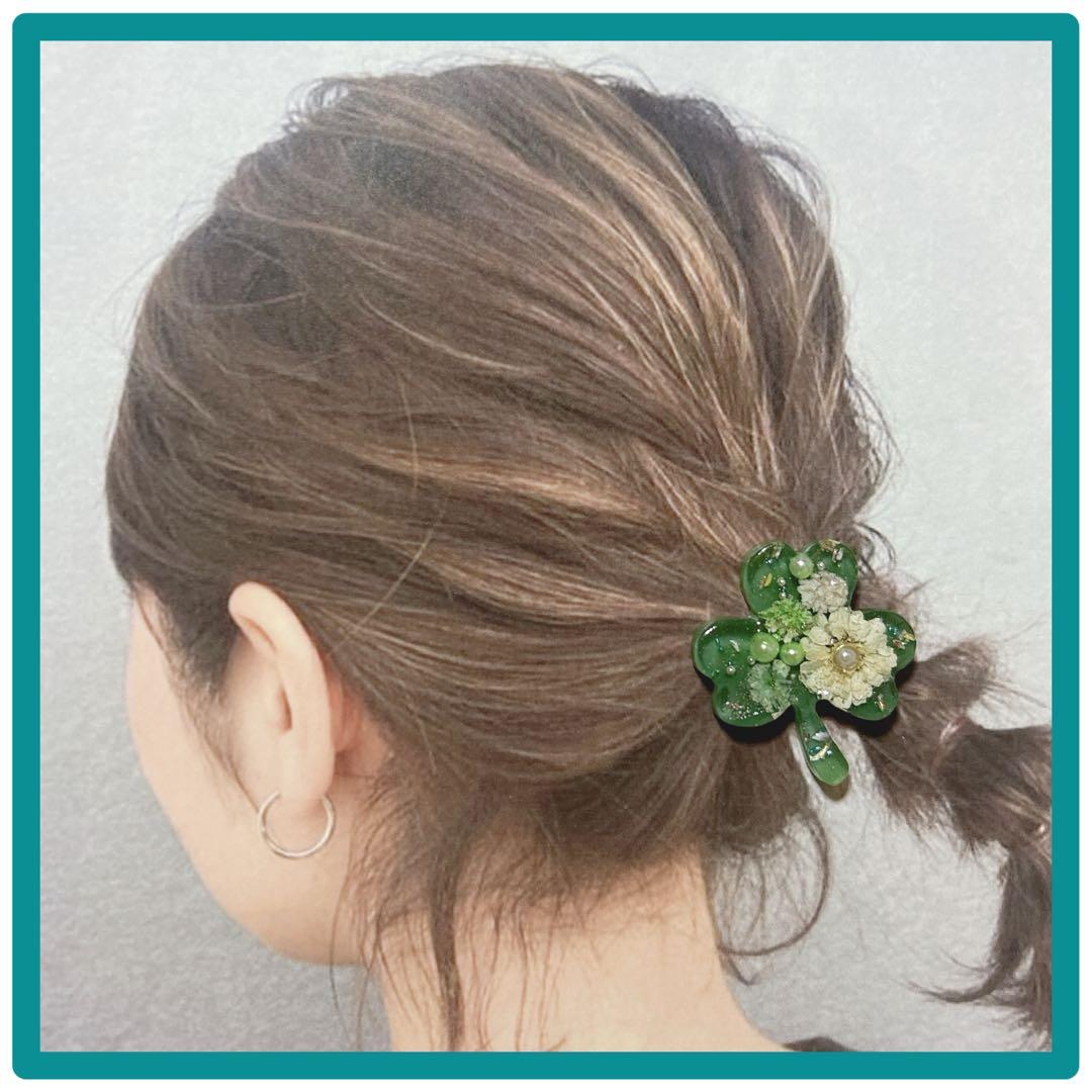 No 861❣️可愛いレジンヘアゴム❣️かすみ草❣️♪(๑ᴖ◡ᴖ๑)♪