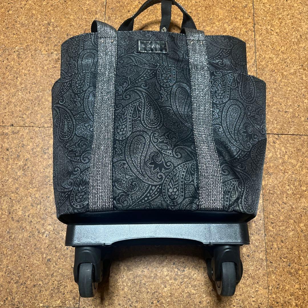 【最終値下げ】SWANY スワニーキャリーバッグ　ペイズリー柄ストッパー付き