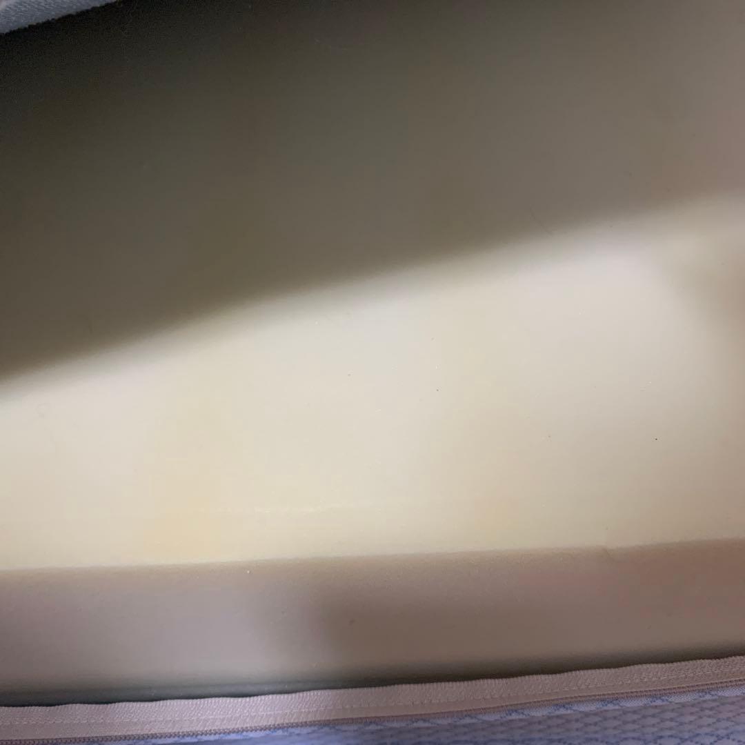 マニフレックス セミダブル マットレス DDウイング　引き取り、横浜市配達も可能