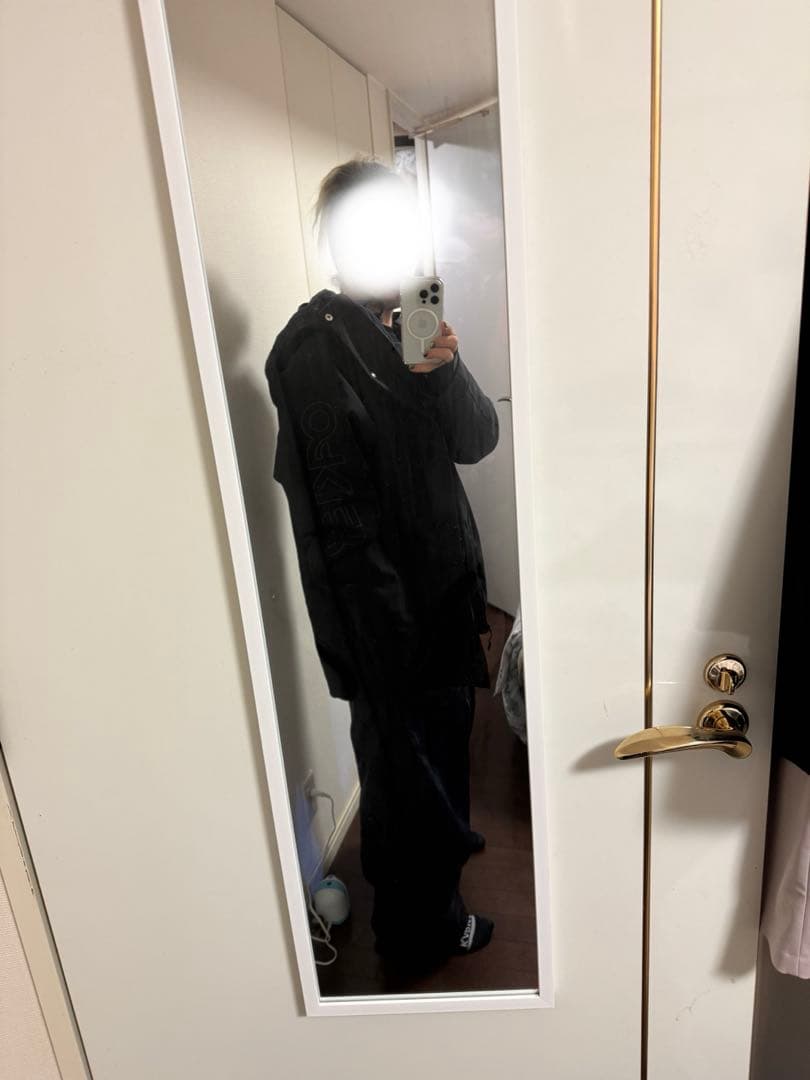 美品　OAKLEY ジャケット ブラック　スノーボード　ウェア