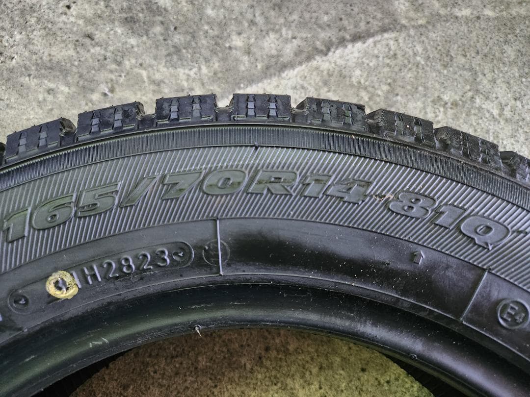 送料込☆2023年製 TOYOトーヨー タイヤ 165/70R14日本製☆4本