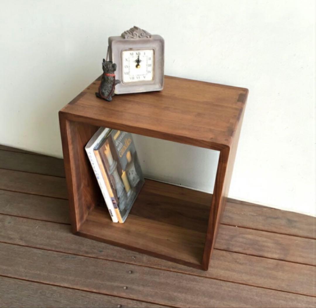 ウォールナット無垢　オイル　シェルフ　コンパクト　本棚　サイドテーブル