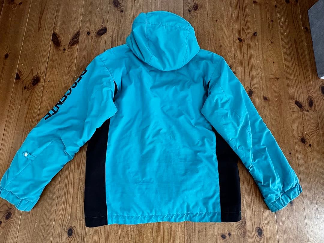 さち 様DESCENTE HEAT NANI デサント　スノーボードウェアセット