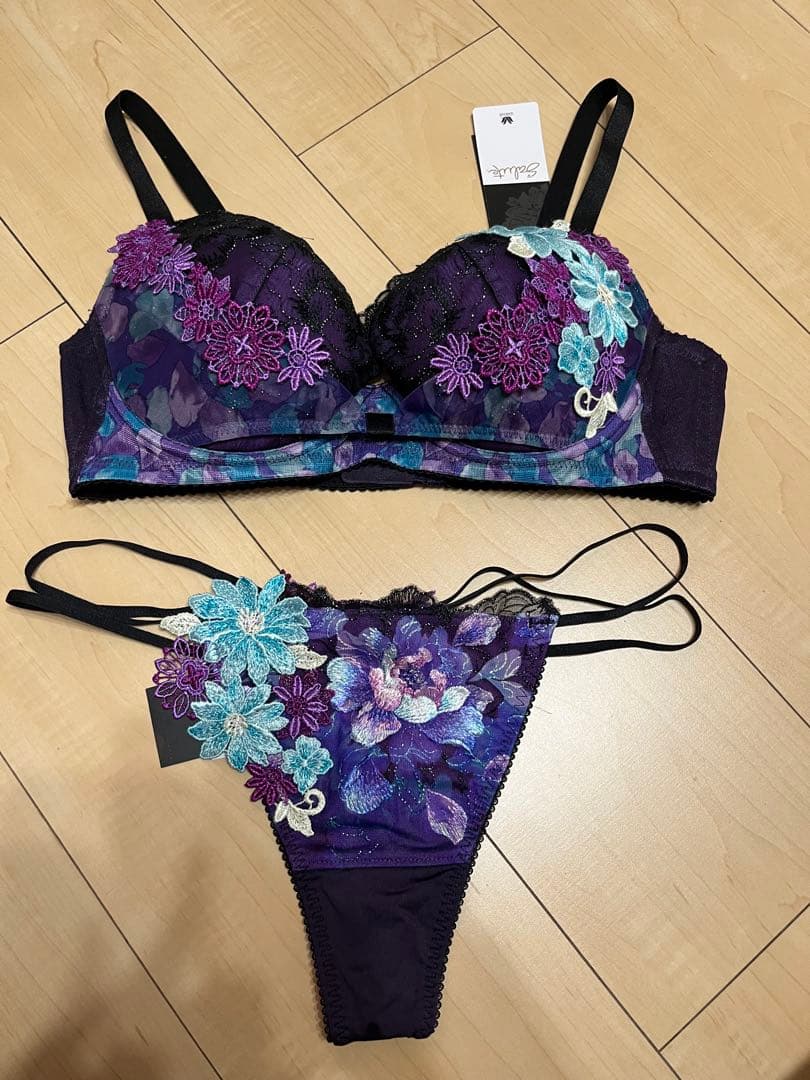 サルート　リボンブラ　ソングセット E75 L