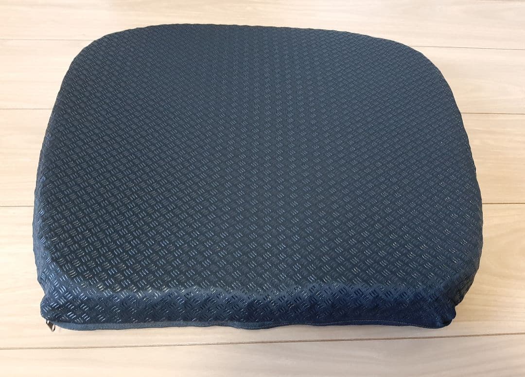 relaxhealゲルクッション　座布団　超極厚Meikasoクッション　低反発