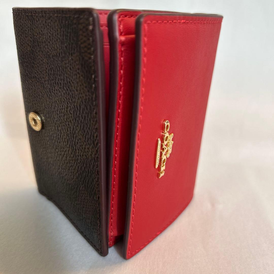 【未使用】コーチ三つ折り財布　赤×シグネチャー