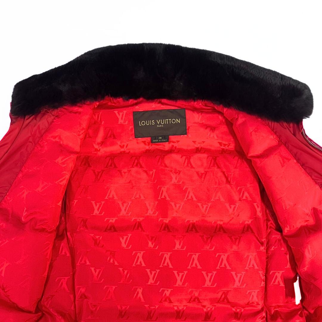 みみ ルイヴィトン ダウンベスト 38 LVロゴ 赤
