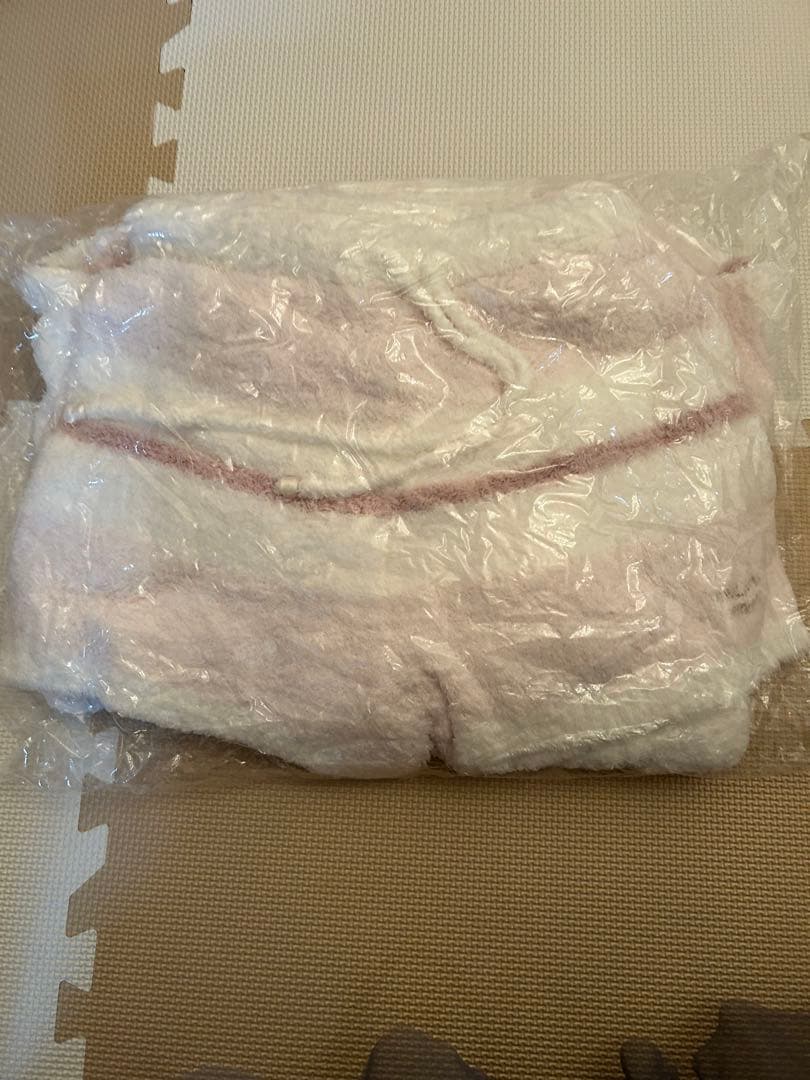 ジェラートピケ のモコモコフード付きルームウェアセットです☆