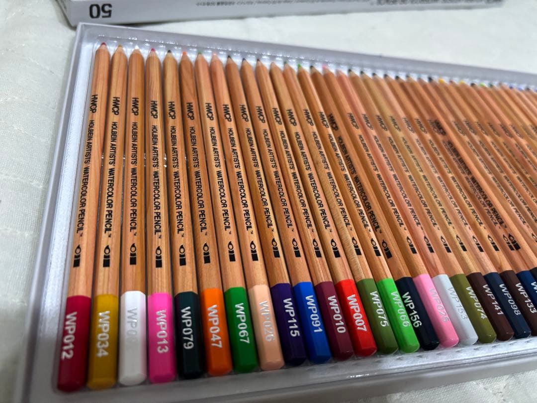 土日セール中‼︎ Holbein HWCP 水彩色鉛筆 50色セット