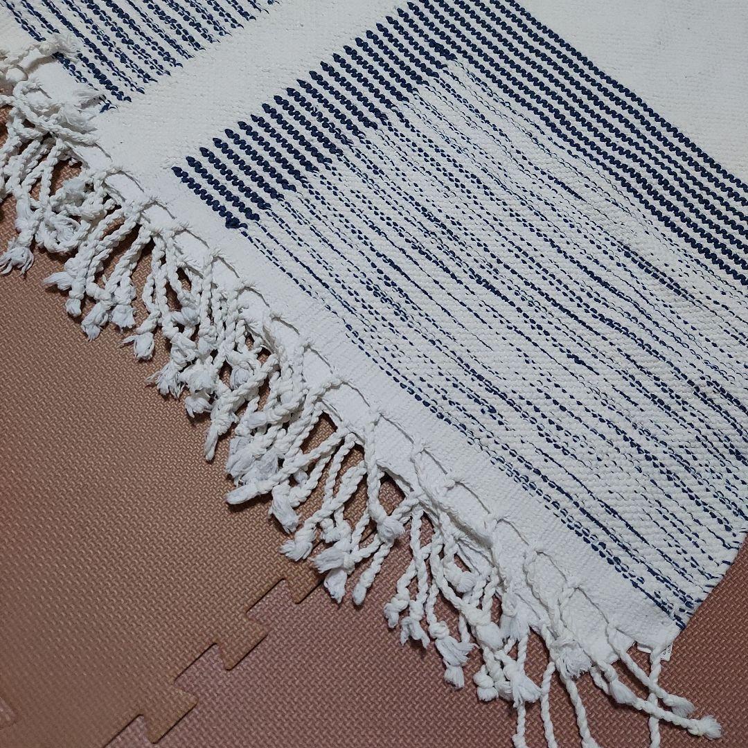 ZARA  コットン製 白と紺ストライプラグ 150×200cm
