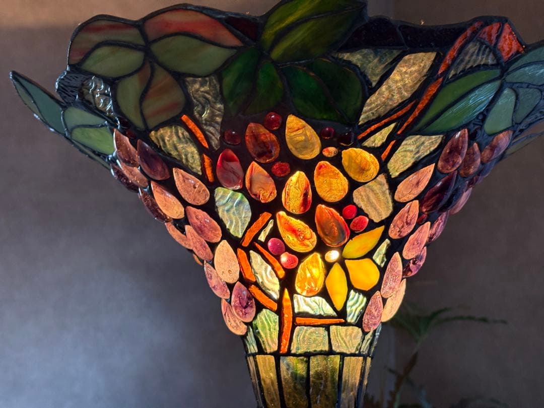 ステンドグラス　トールランプ　フロアランプ　レトロ　照明　間接照明　nZ