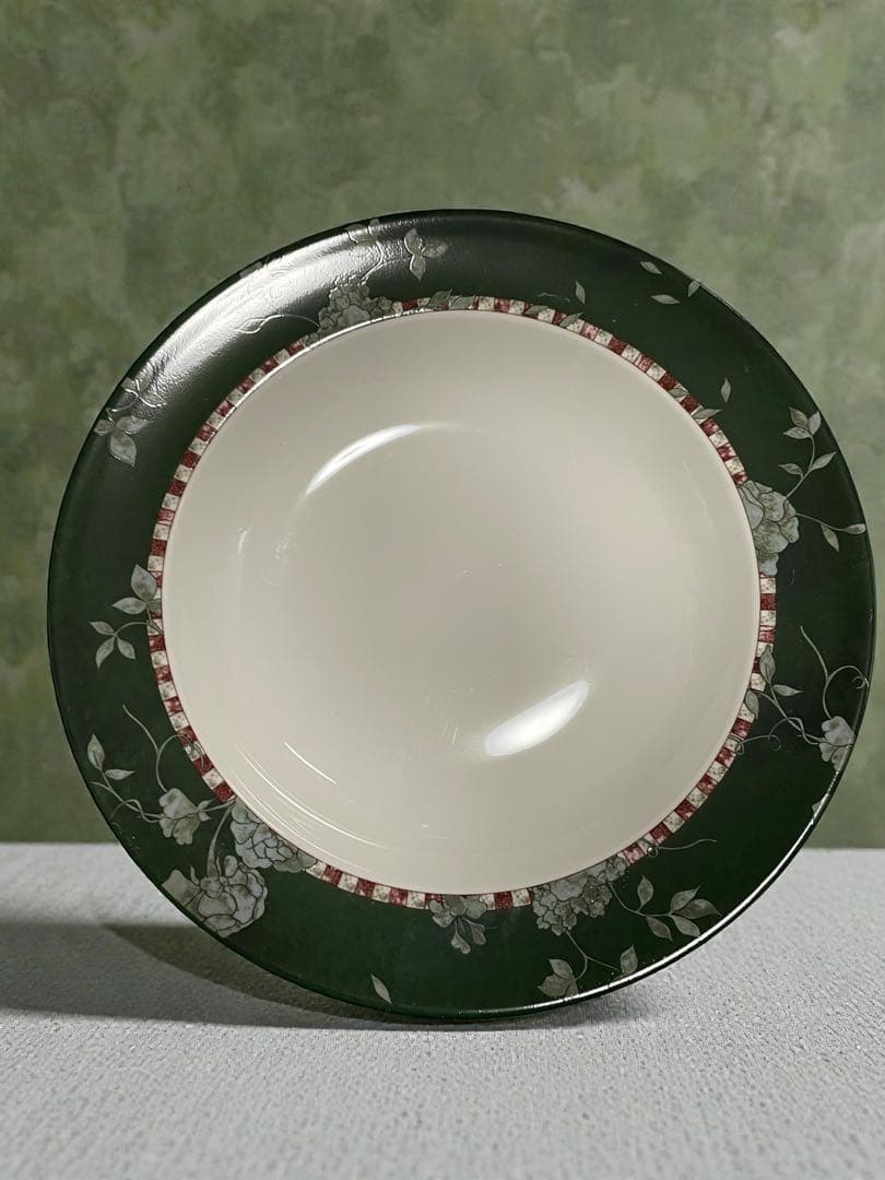 ウェッジウッド・マンハッタン プレート『20.5cm』 2枚