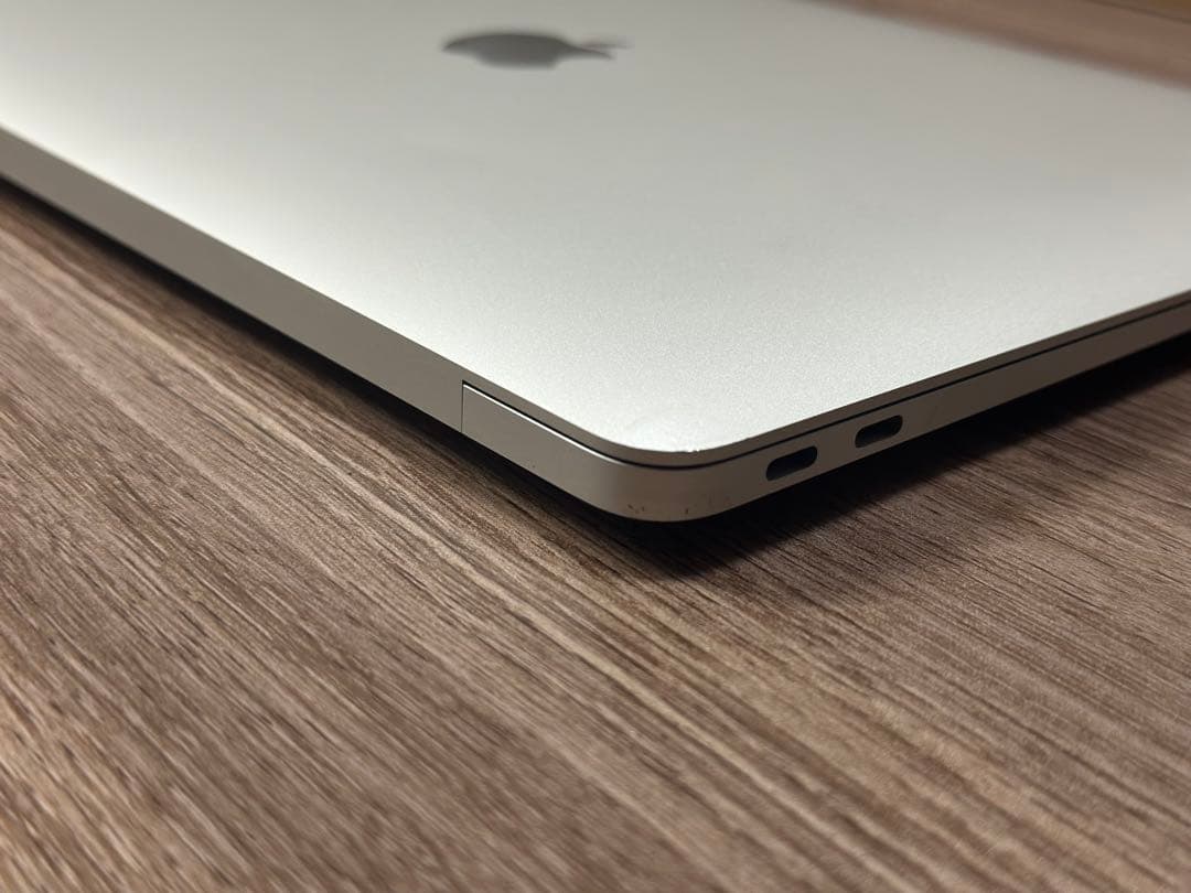 Apple MacBook シルバー