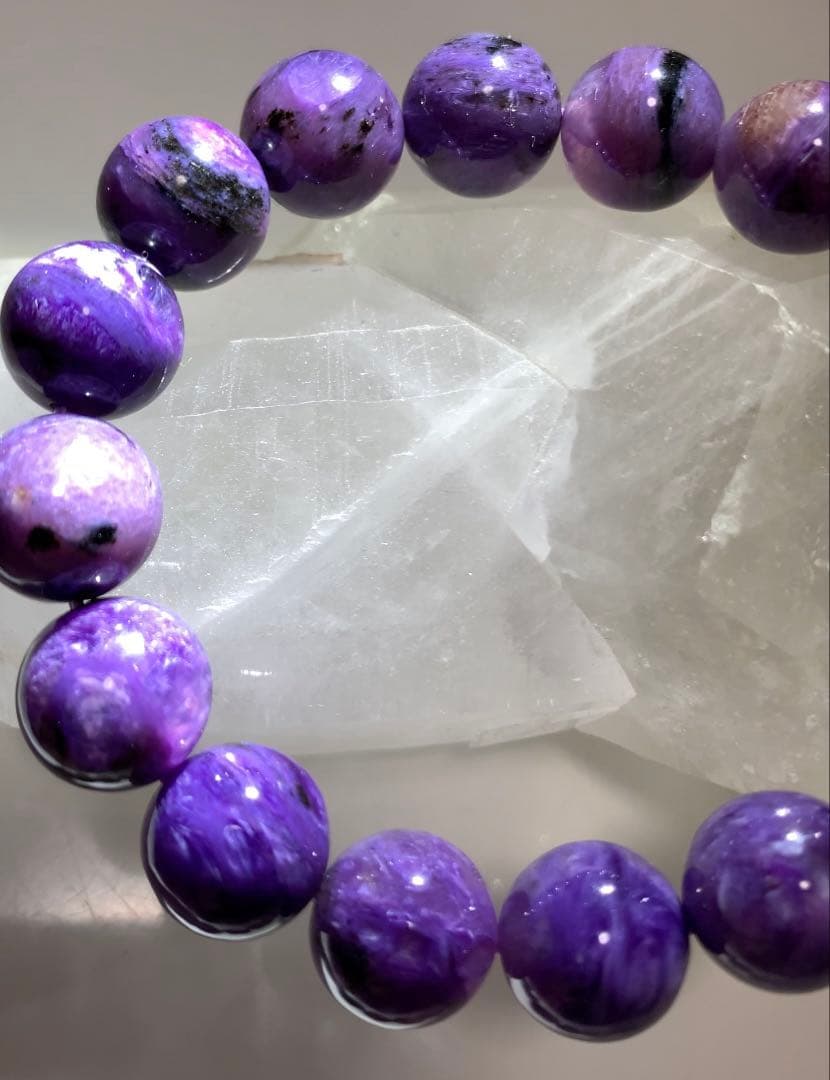 ネガティブエネルギーを破壊⭐️ エジリンチャロアイト　ブラックチャロアイト　ブレス